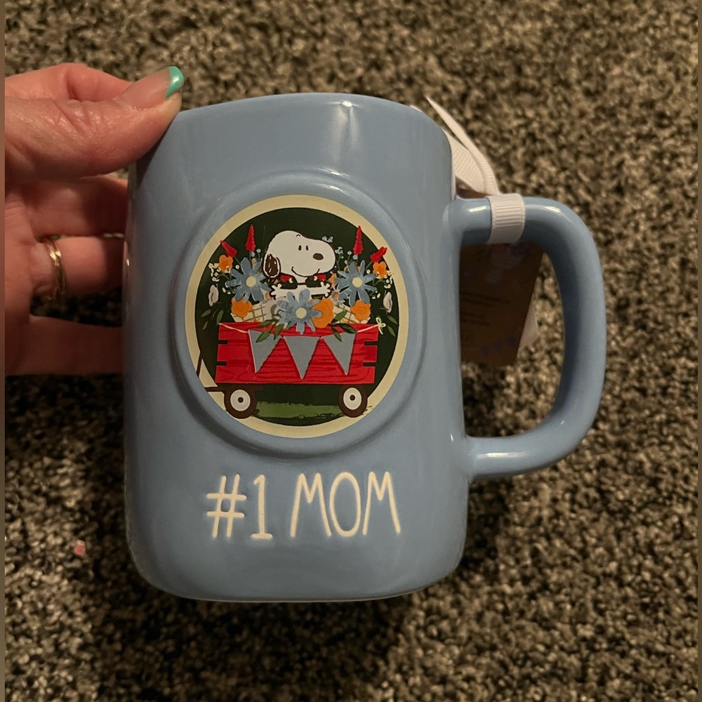 Rae Dunn Peanuts #1 Mom mug